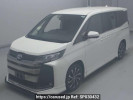 Toyota Noah ZWR90W