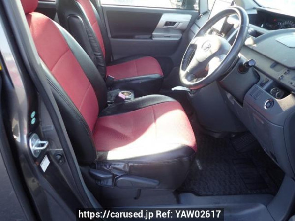 Used 2007 AT toyota noah ZRR70W Image[10]
