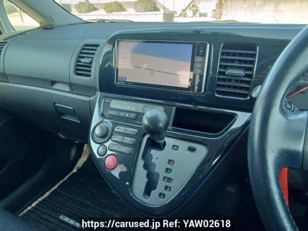Used 2005 AT toyota wish ZNE10G Image[23]