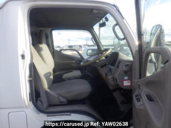 Used 2005 MT toyota toyoace-route-van XZU308V Image[11]