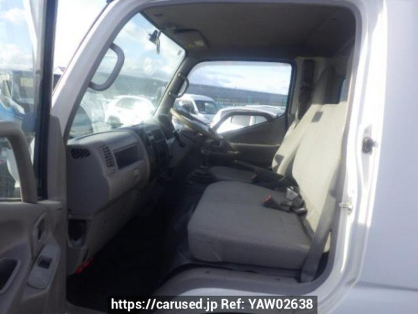 Used 2005 MT toyota toyoace-route-van XZU308V Image[12]
