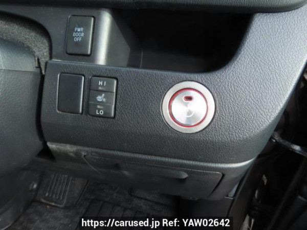 Used 2013 AT toyota noah ZRR70G Image[35]
