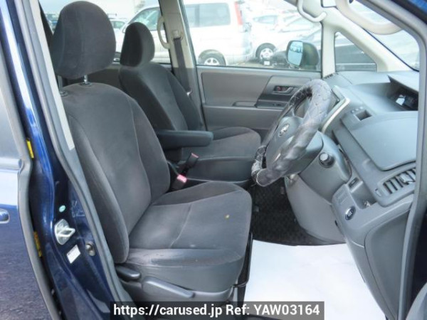 Used 2009 AT toyota noah ZRR70G Image[15]