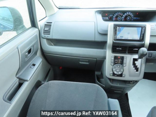 Used 2009 AT toyota noah ZRR70G Image[25]