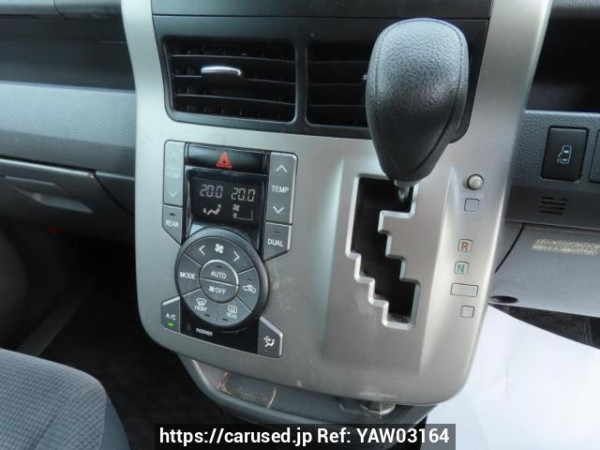 Used 2009 AT toyota noah ZRR70G Image[32]