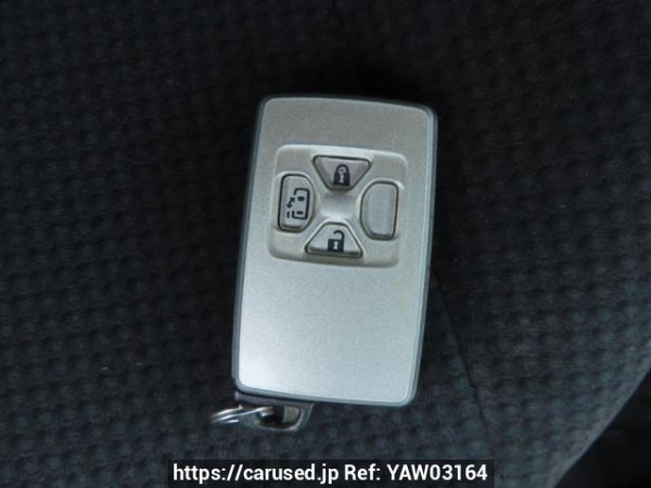 Used 2009 AT toyota noah ZRR70G Image[36]