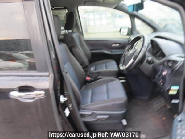 Used 2015 AT toyota noah ZRR80W Image[9]
