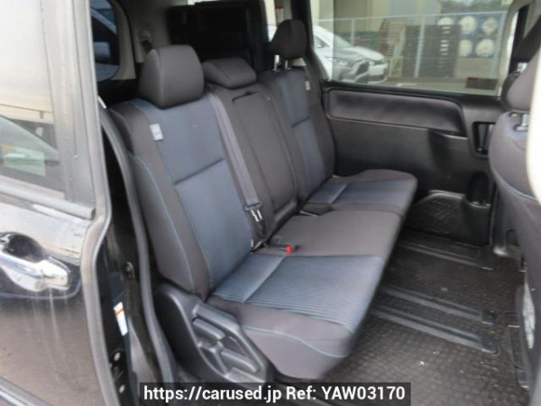 Used 2015 AT toyota noah ZRR80W Image[11]