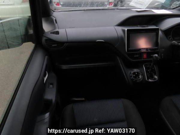 Used 2015 AT toyota noah ZRR80W Image[16]
