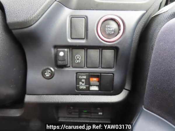 Used 2015 AT toyota noah ZRR80W Image[19]