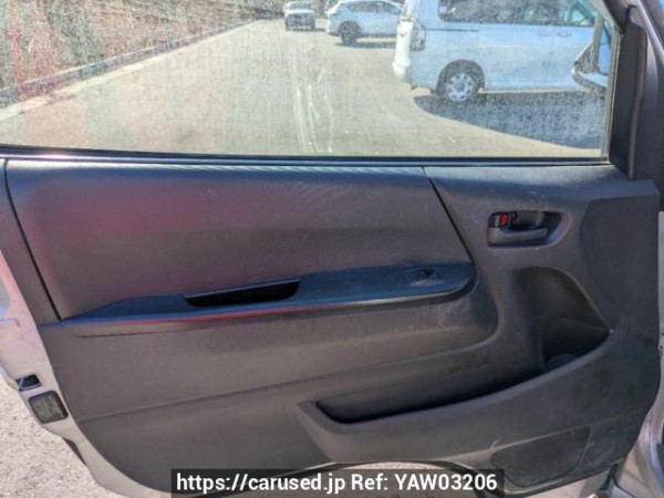 Used 2004 AT toyota regiusace-van KDH205V Image[20]