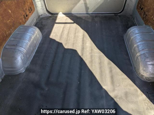 Used 2004 AT toyota regiusace-van KDH205V Image[22]