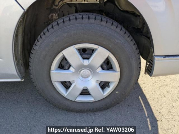 Used 2004 AT toyota regiusace-van KDH205V Image[28]