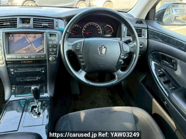 Used 2005 AT toyota crown GRS182 Image[20]