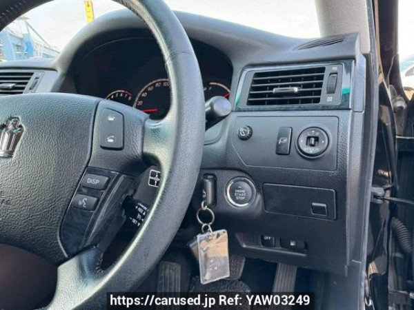 Used 2005 AT toyota crown GRS182 Image[28]