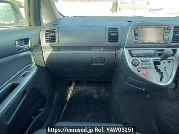 Used 2003 AT toyota wish ZNE10G Image[19]