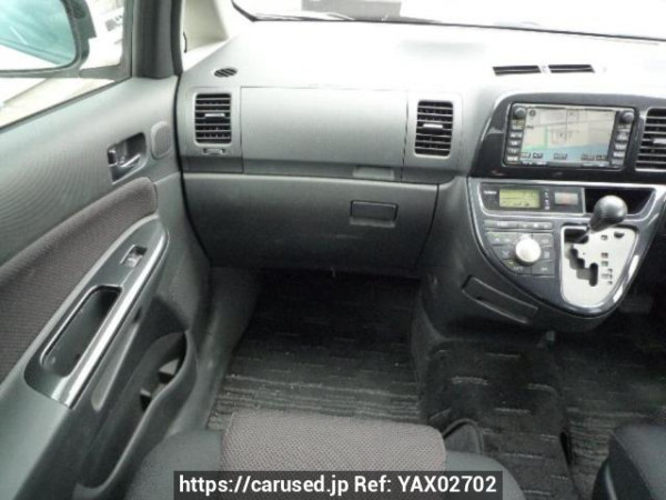 Used 2005 AT toyota wish ZNE10G Image[18]