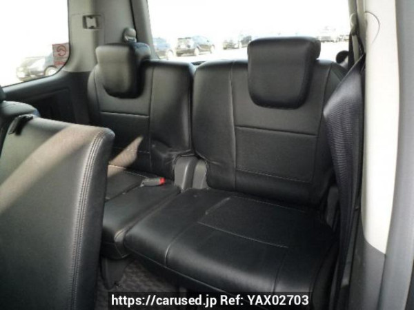 Used 2007 AT toyota voxy ZRR70W Image[14]
