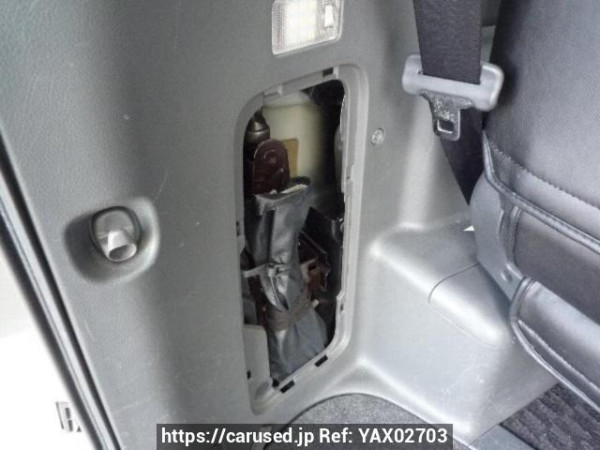 Used 2007 AT toyota voxy ZRR70W Image[42]