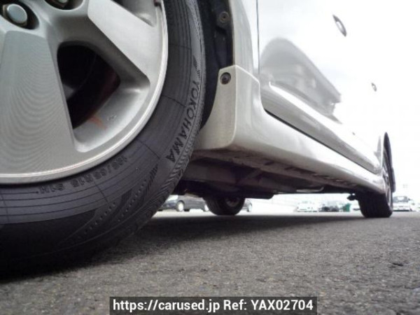 Used 2003 AT toyota wish ZNE10G Image[34]