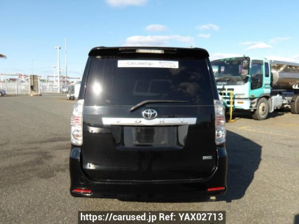 Used 2009 AT toyota voxy ZRR70W Image[5]