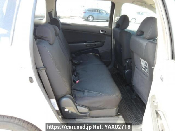 Used 2004 AT toyota wish ZNE10G Image[15]