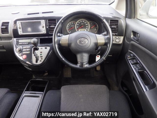Used 2003 AT toyota wish ZNE10G Image[21]