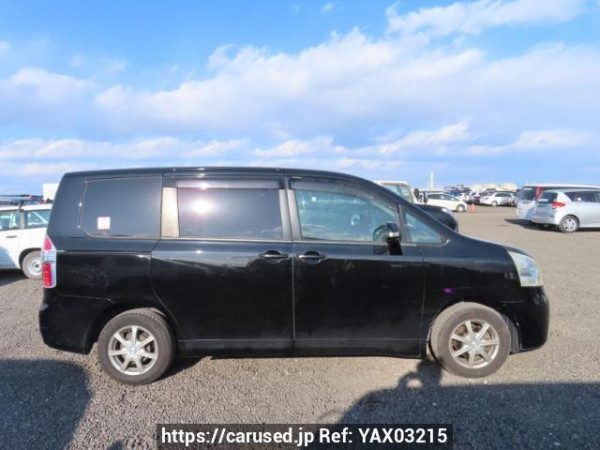 Used 2007 AT toyota noah ZRR70G Image[7]