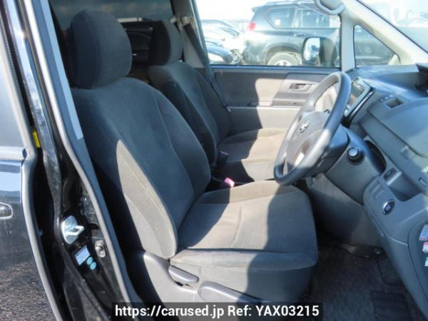 Used 2007 AT toyota noah ZRR70G Image[15]