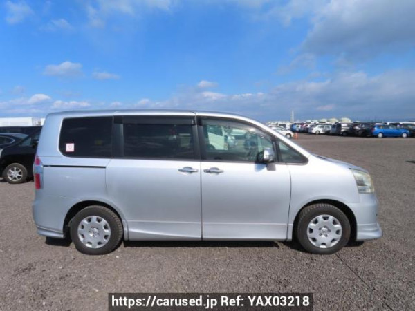 Used 2009 AT toyota noah ZRR70G Image[7]