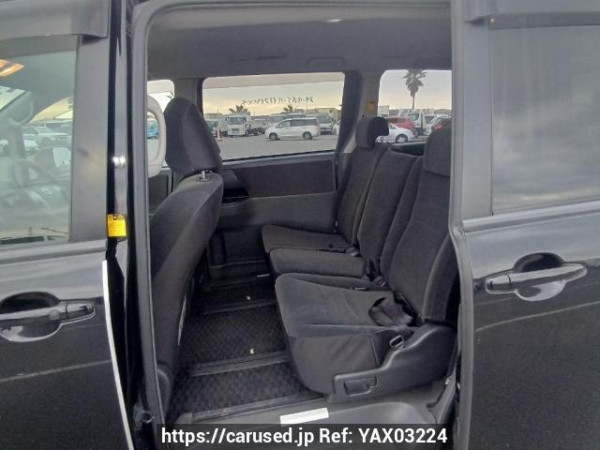 Used 2008 AT toyota noah ZRR70G Image[16]
