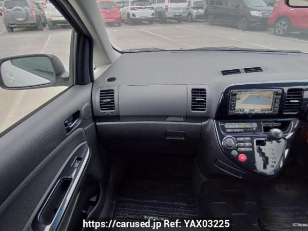 Used 2005 AT toyota wish ZNE10G Image[19]