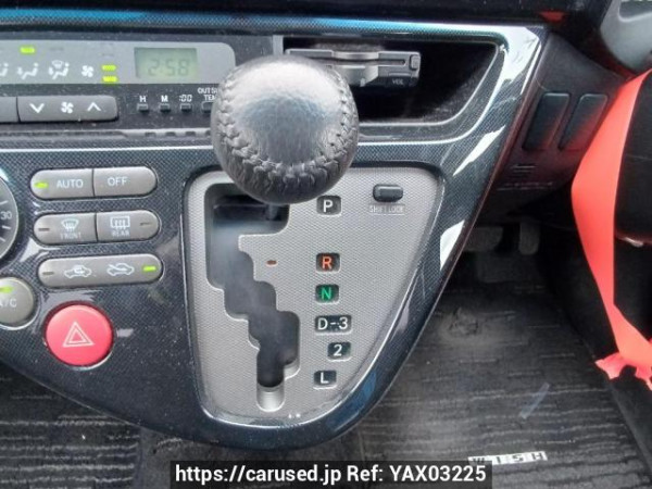 Used 2005 AT toyota wish ZNE10G Image[25]