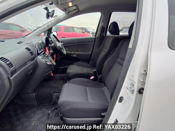 Used 2004 AT toyota wish ZNE10G Image[14]
