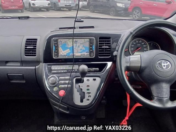 Used 2004 AT toyota wish ZNE10G Image[21]