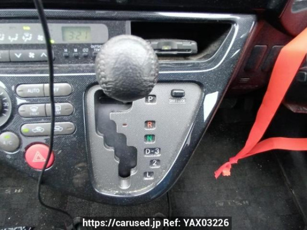Used 2004 AT toyota wish ZNE10G Image[25]