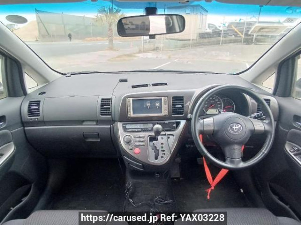Used 2005 AT toyota wish ZNE10G Image[18]