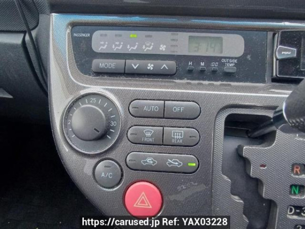 Used 2005 AT toyota wish ZNE10G Image[23]