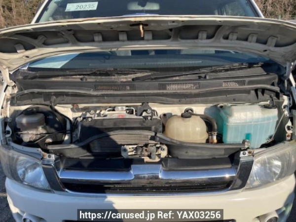 Used 2006 AT toyota regiusace-van KDH205V Image[5]