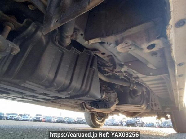 Used 2006 AT toyota regiusace-van KDH205V Image[34]
