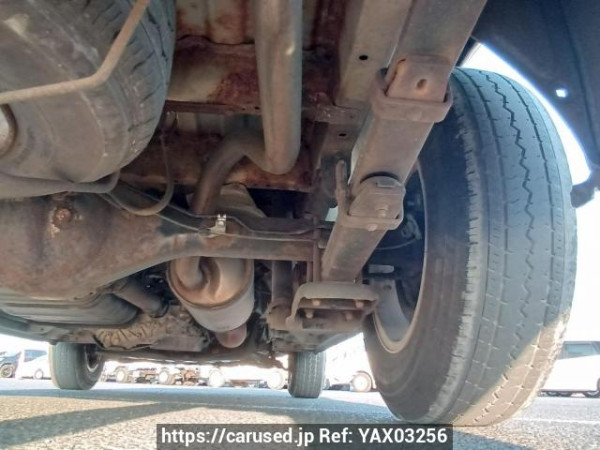 Used 2006 AT toyota regiusace-van KDH205V Image[38]