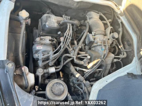 Used 2002 MT toyota hiace-van RZH112V Image[6]