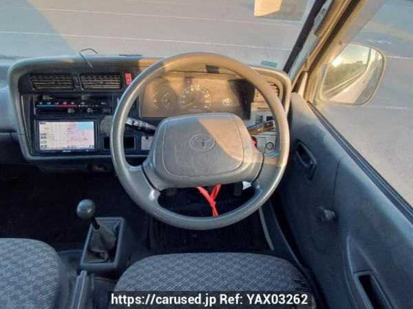 Used 2002 MT toyota hiace-van RZH112V Image[19]