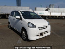 Daihatsu Mira e:S LA300S