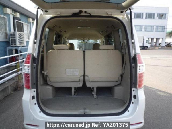 Used 2009 AT toyota noah ZRR70W Image[6]