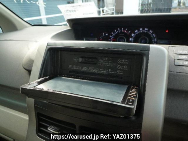 Used 2009 AT toyota noah ZRR70W Image[21]