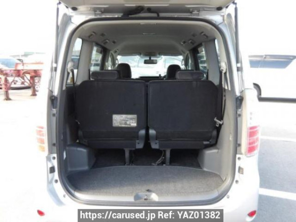 Used 2007 AT toyota noah ZRR75G Image[6]