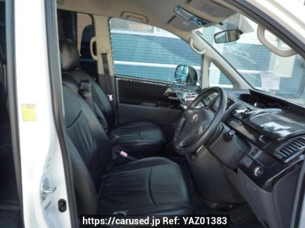 Used 2007 AT toyota noah ZRR70W Image[9]