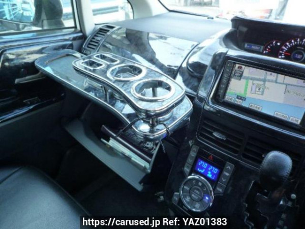 Used 2007 AT toyota noah ZRR70W Image[17]