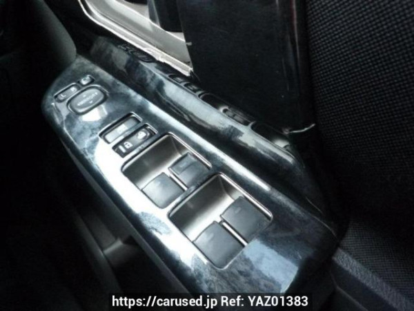 Used 2007 AT toyota noah ZRR70W Image[25]